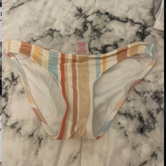 Target stripped bikini - Picture 4 of 4